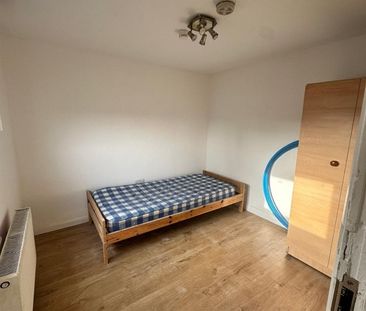 3 Bed Flat, Leopold Road, NW10 - Photo 3