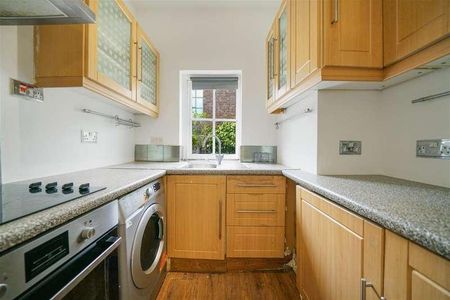 Kilburn Lane, Queens Park, London, W10 - Photo 2