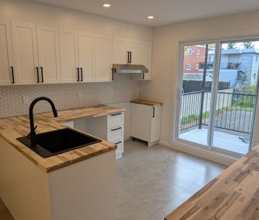 5 1/2 LONGUEUIL - Photo 3