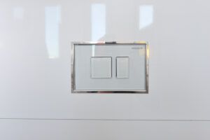 Schumannstr. 25, Wohnung 4 ~~~ Parkettboden, Maisonette, Balkon, Tageslichtbad mit Mulitimediaspiegel mit integriertem TV, Wanne und Dusche, Gäste-WC, Haus mit Aufzug - Foto 5