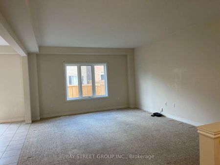 Property For Lease | X9295164 - Photo 2