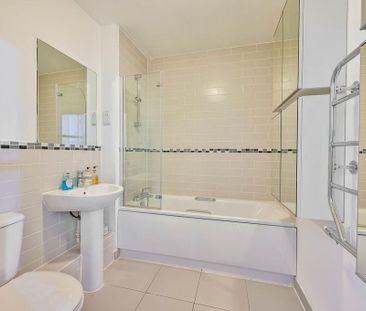 2 bedroom flat to rent - Photo 6