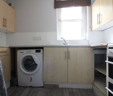 Clifton Road, Isleworth - Photo 1