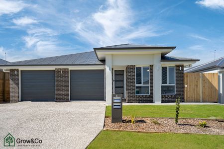 Modern 2 Bedroom Home - With Ducted Air-Con! - Photo 2