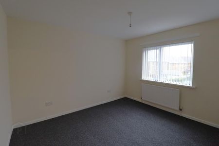 30 Jemesons Court, Warrenpoint, BT34 3TE - Photo 4