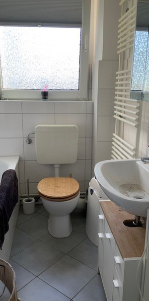 kleine 3 Zimmerwohng mit Balkon in MG-Holt sucht Nachmieter - Photo 1