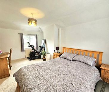 3 bedroom end of terrace house to rent - Photo 6