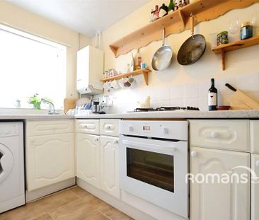 2 bedroom terraced house to rent - Photo 4