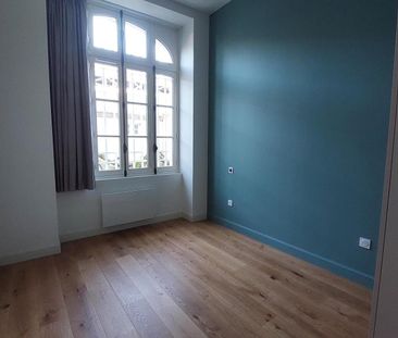 location Appartement T2 DE 46.09m² À LAVAL - Photo 2