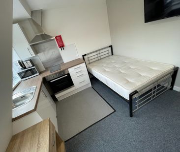 1 Bed Flat, Princess Road West, LE1 - Photo 3