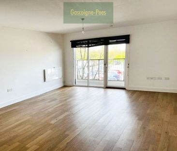 Beggarwood, RG22 - Photo 1