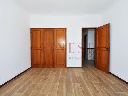 5 room luxury House for rent in Belverde, Almada, Distrito de Setúbal - Photo 4