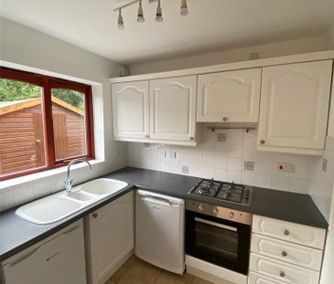 2 bedroom flat to rent - Photo 6