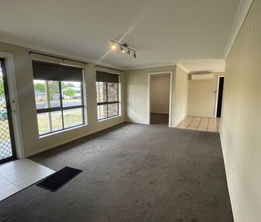 Spacious Family Home in Sought-After North Hill - Photo 2