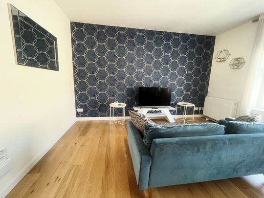 1 Bedroom Home – Medium Let - Photo 1