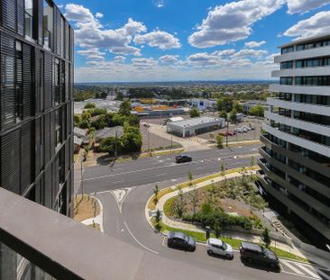 LUXURIOUS TWO BEDROOM APARTMENT IN DONCASTER - PARTLY FURNISHED - Photo 2