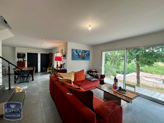 Location Maison 5 pièces 143m² GRAZAC 31190 - Photo 1
