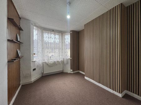 4 bedroom terraced house to rent - Photo 4