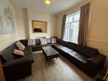 10 bedroom semi-detached house to rent - Photo 4