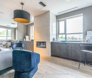 Condo Townhouse For Lease | S9055138 - Photo 4