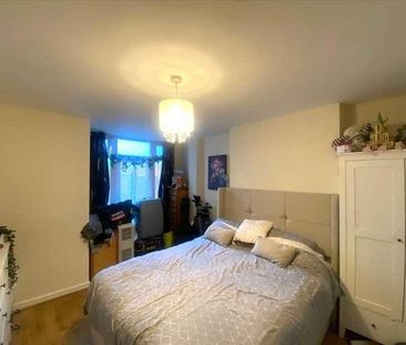 Westcliff On Sea, SS0 - Photo 2