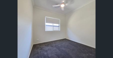 Brand new 3+1 bedrooms house for first lease - Photo 4