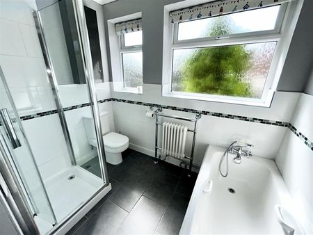 SOUTHBANK ROAD, HEREFORD. - Photo 3