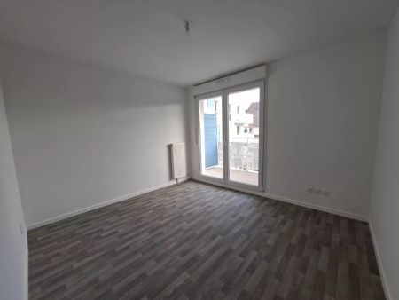 Location appartement T2 42.37m² à Savigny-Le-Temple (77176) - Photo 2