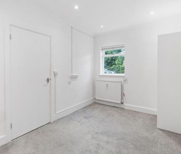 1 bedroom ground floor flat to rent - Photo 1