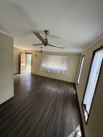 148 Juers Street, Kingston, QLD 4114 - Photo 2