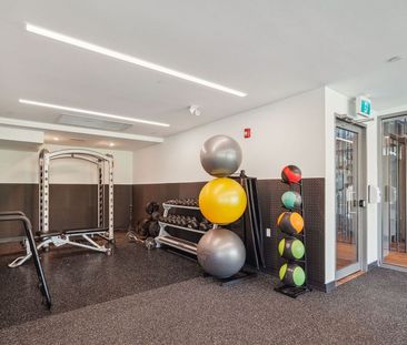 For Lease - 5260 Dundas Street Unit# C408, Burlington, Ontario - Photo 3