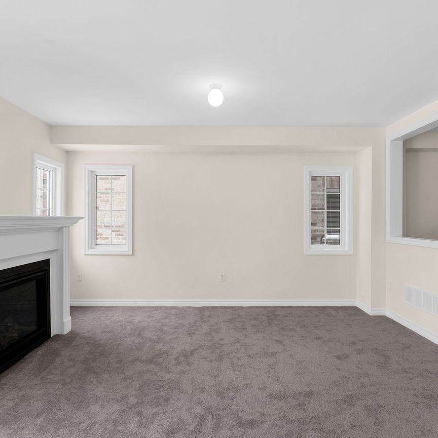 For Lease - 17 Jeanne Pynn Avenue, Georgina, Ontario - Photo 1