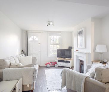 2 bedroom terraced house to rent - Photo 1