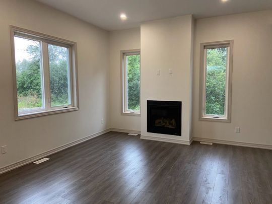 For Lease - 3355 Willguard Court, Niagara Falls, Ontario - Photo 1