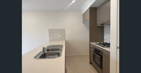 $550 PW-Week Avail Now - Photo 5