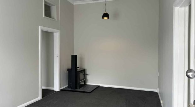 PAHIATUA - 2 BEDROOMS - Photo 1