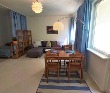 Helle Sonnige & Sanierte Wohnung mit Süd-Balkon in Steglitz - Photo 1