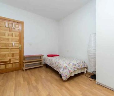 Calle de Embajadores, Madrid, Community of Madrid 28012 - Photo 6