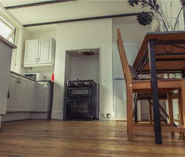 Guildford Park Road, Guildford, Surrey, GU2 - Photo 3