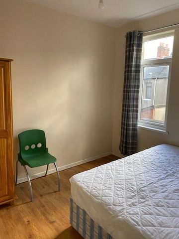 55 Farnham Street, Belfast BT7 2FL - Photo 5