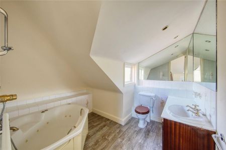 6 bedroom semi-detached house to rent - Photo 3