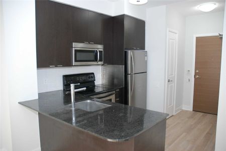 For Lease - 23 Sheppard Avenue Unit# 2201, Toronto, Ontario - Photo 5
