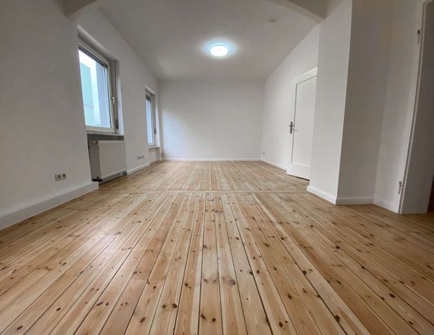 KL - Nähe Messeplatz, 2 ZKB, Tageslichtbad, neue EBK, echte Holzdielen ''RENOVIERT'' - Photo 1