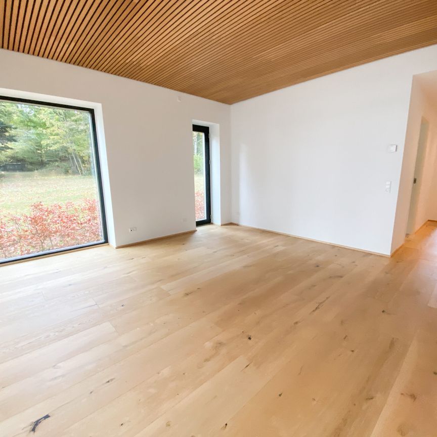 Nybygget og rummelig 3-værelses lejlighed i fantastiske omgivelser - Foto 1