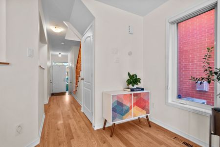 For Lease - 287 Meilleur Private, Vanier and Kingsview Park, Ontario - Photo 4