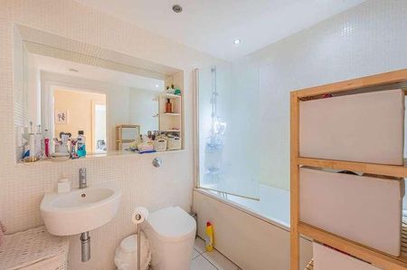 Denison House, Canary Wharf, E14 - Photo 3