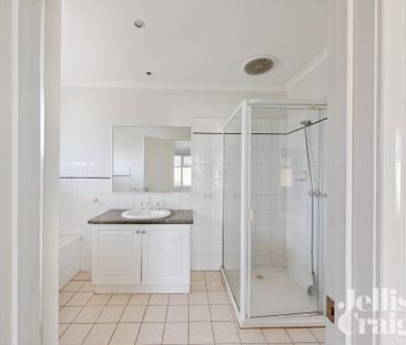 2/26 Edwards Street, Burwood - Photo 2