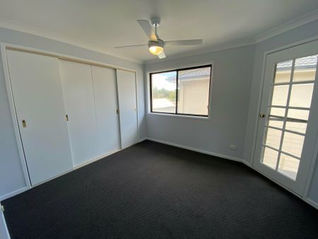 Modern Townhouse - Photo 5