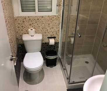 Calle de Sombrerete, Madrid, Community of Madrid 28012 - Photo 4