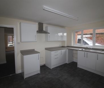 58 Noble Street, Wem, SY4 5DT - Photo 4